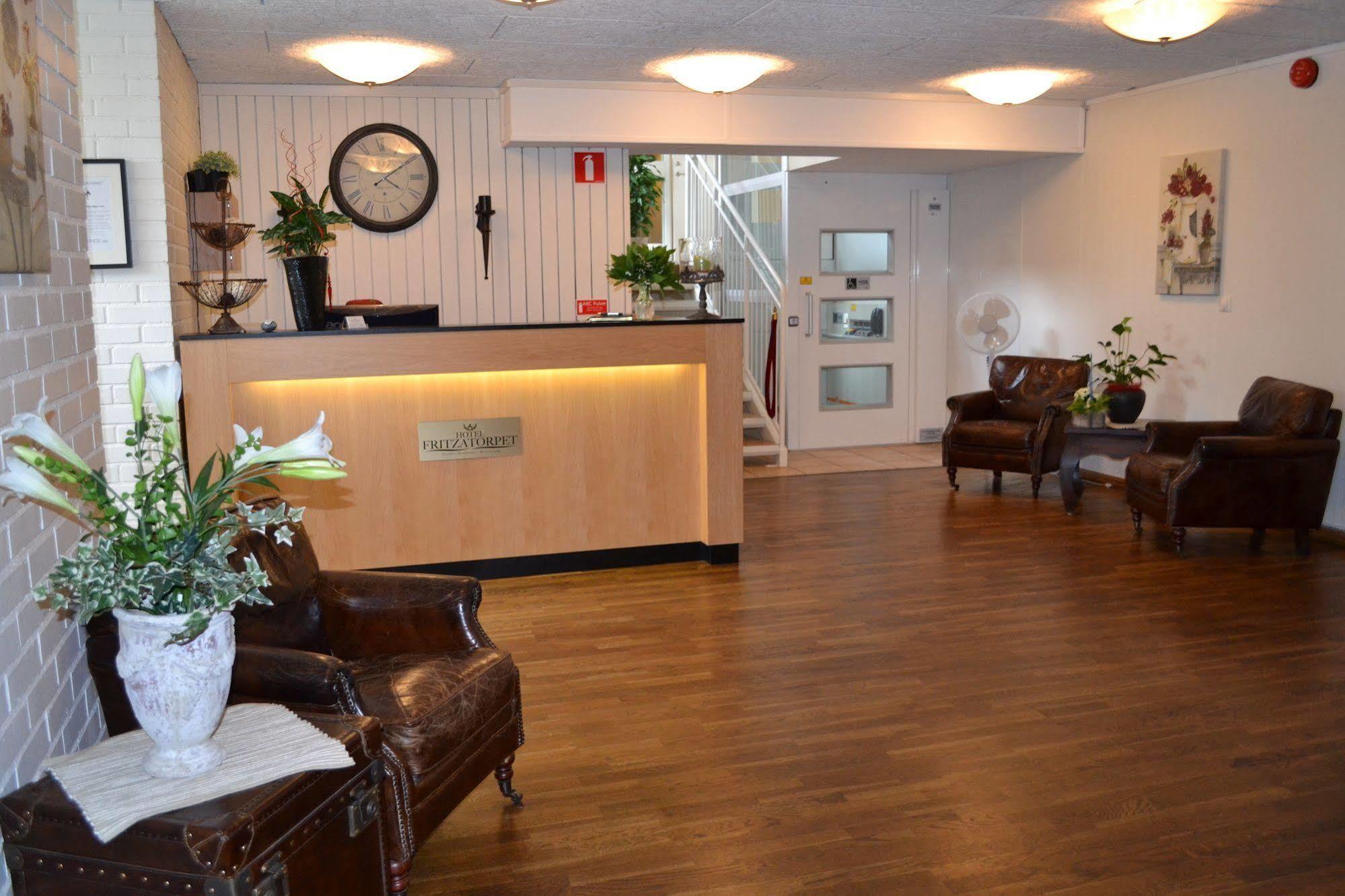 Hotel Fritzatorpet Olofström Екстериор снимка